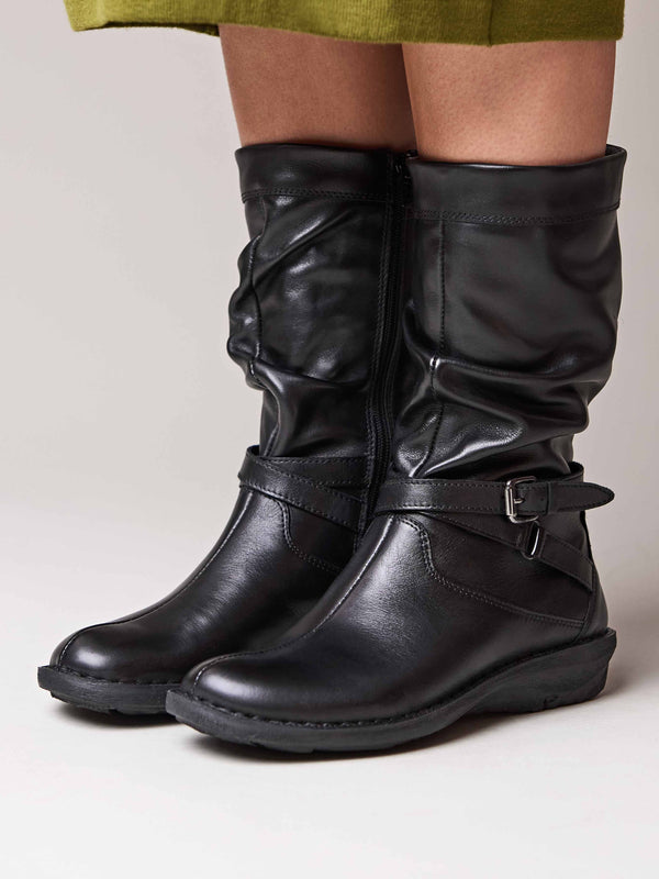 Black slouchy mid-length leather boots - TEACAKE BLACK