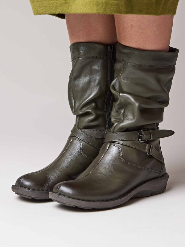 Green slouchy mid-length leather boots - TEACAKE OLIVE GREEN LEATHER