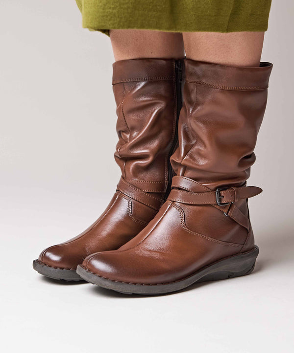 TEACAKE PECAN LEATHER