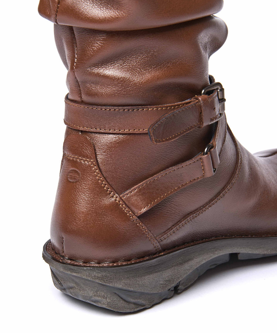 TEACAKE PECAN LEATHER