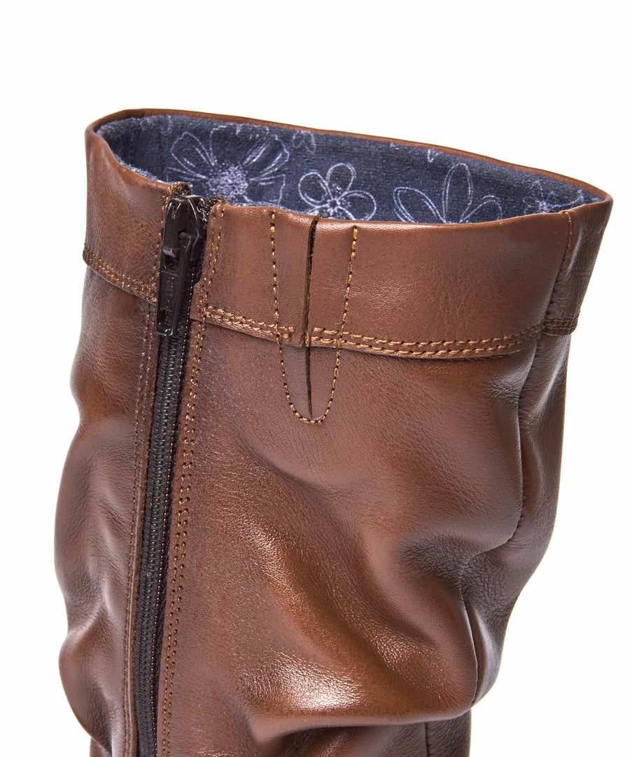 TEACAKE PECAN LEATHER