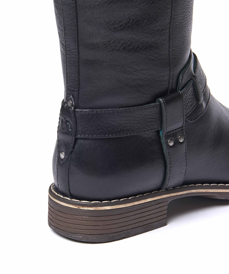 MISTLETOE BLACK