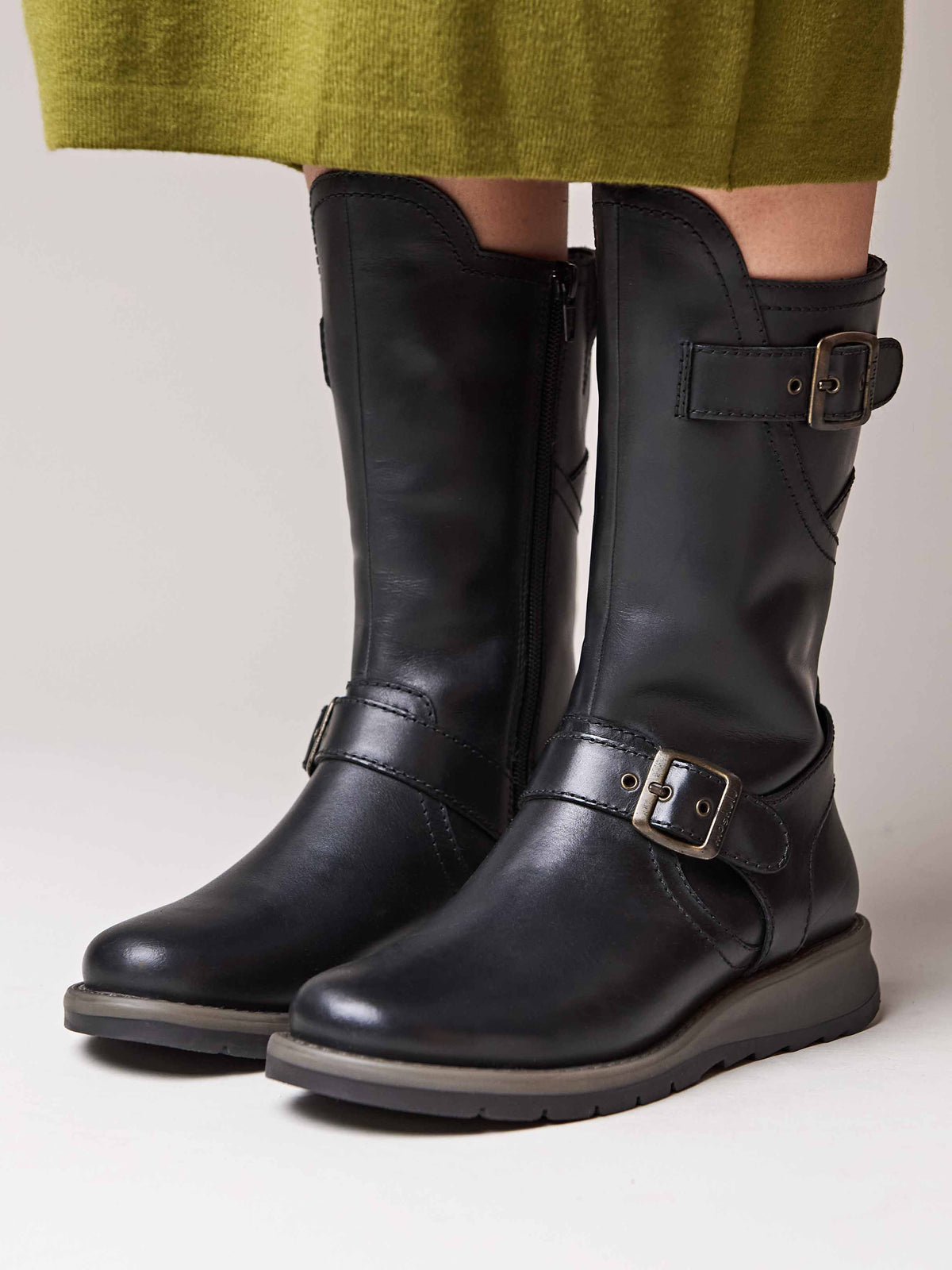Black wedge mid-length leather boots - NIGHTJAR BLACK