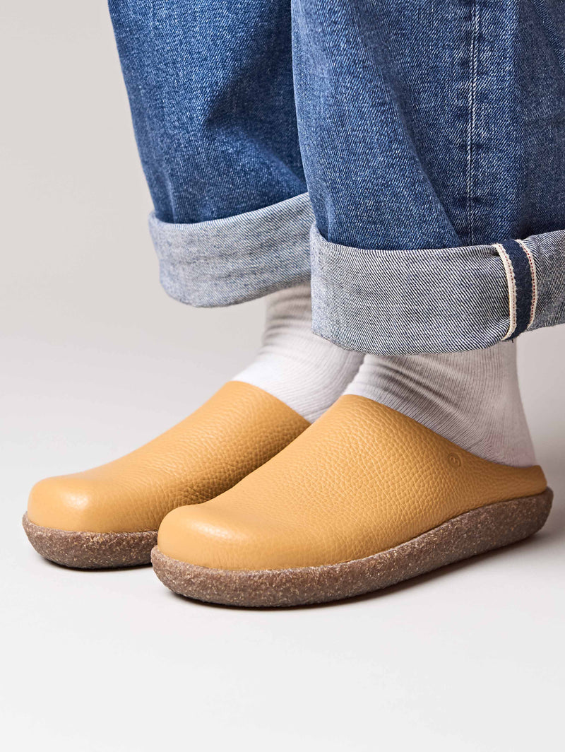 Yellow extra cushioned leather clogs - PEVENSEY GOLDEN YELLOW LEATHER
