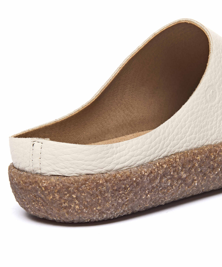 PEVENSEY ICE LEATHER