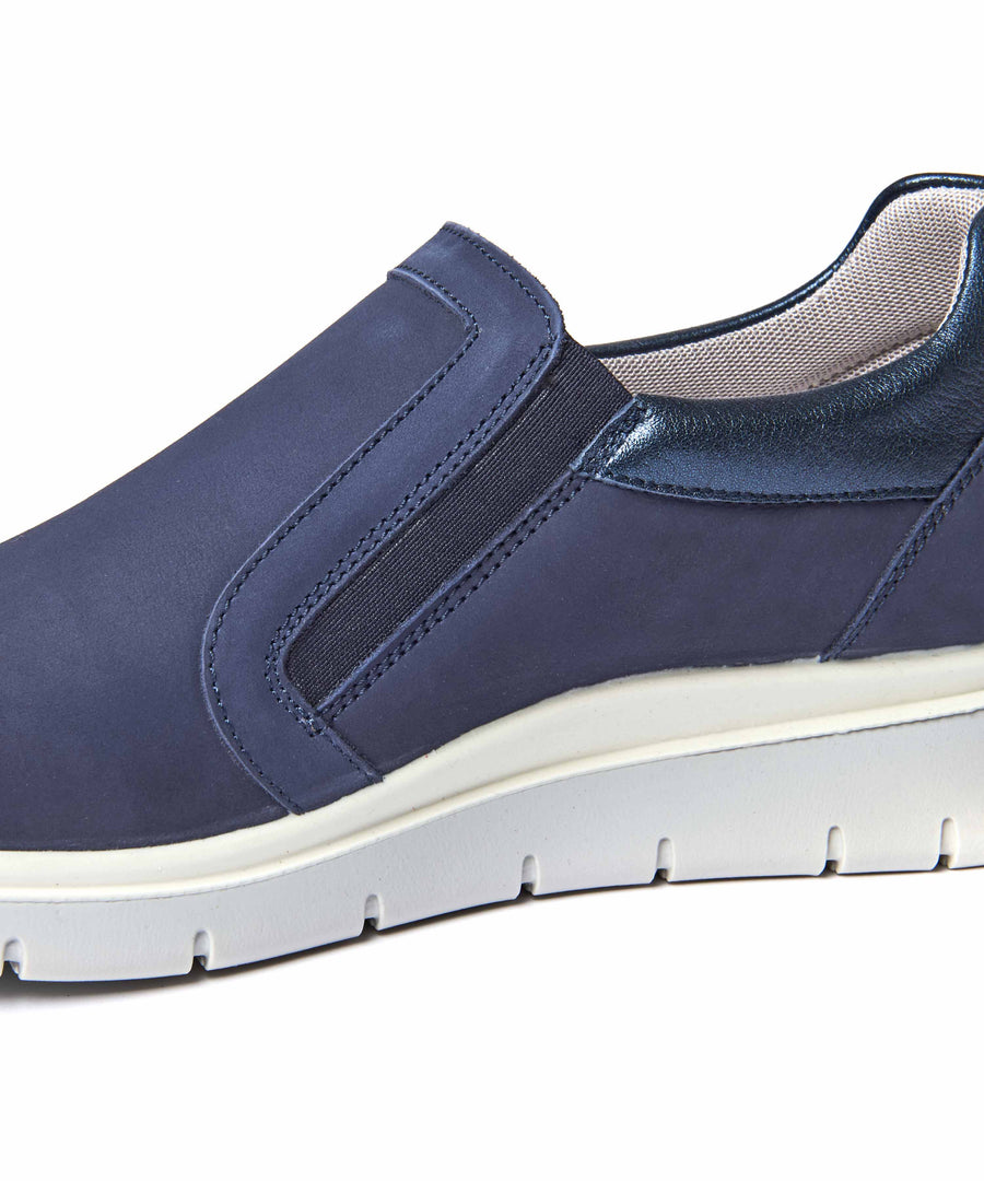 CRESSIDA INDIGO NUBUCK
