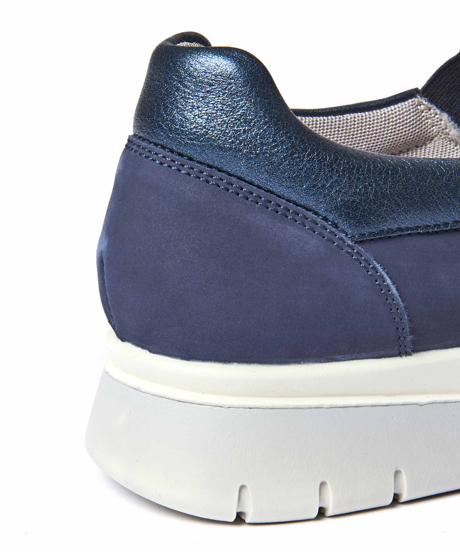 CRESSIDA INDIGO NUBUCK
