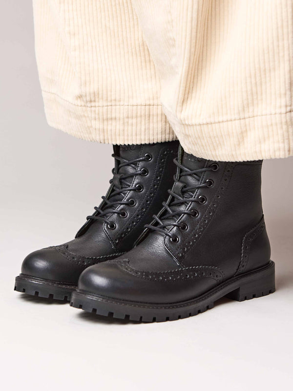 Black lace up leather brogue boots - FILICO BLACK