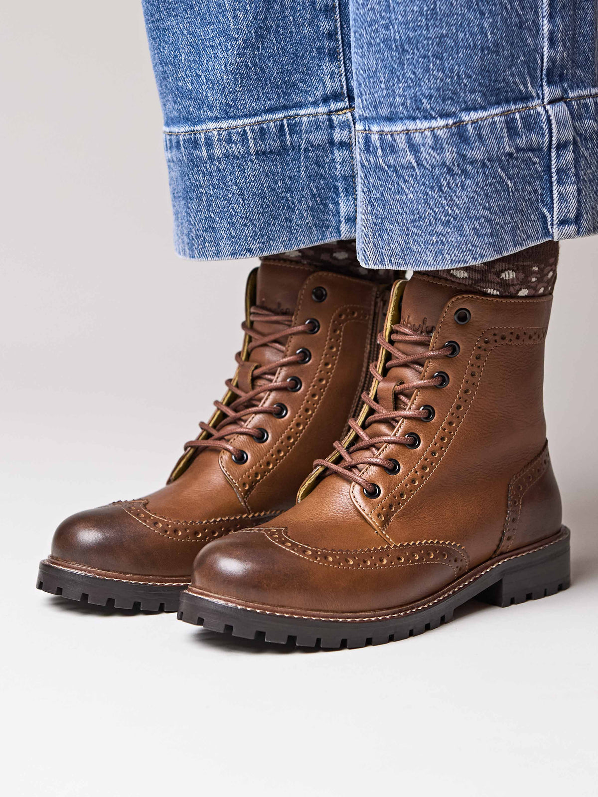 Brown lace up leather brogue boots - FILICO PECAN