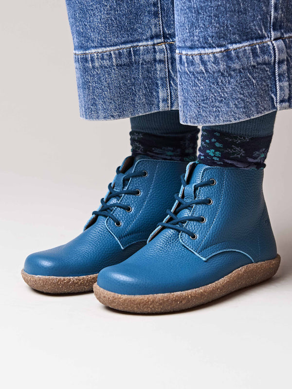 Blue / Green cushioned lace-up leather chukka boots - PINEDA LAGOON LEATHER