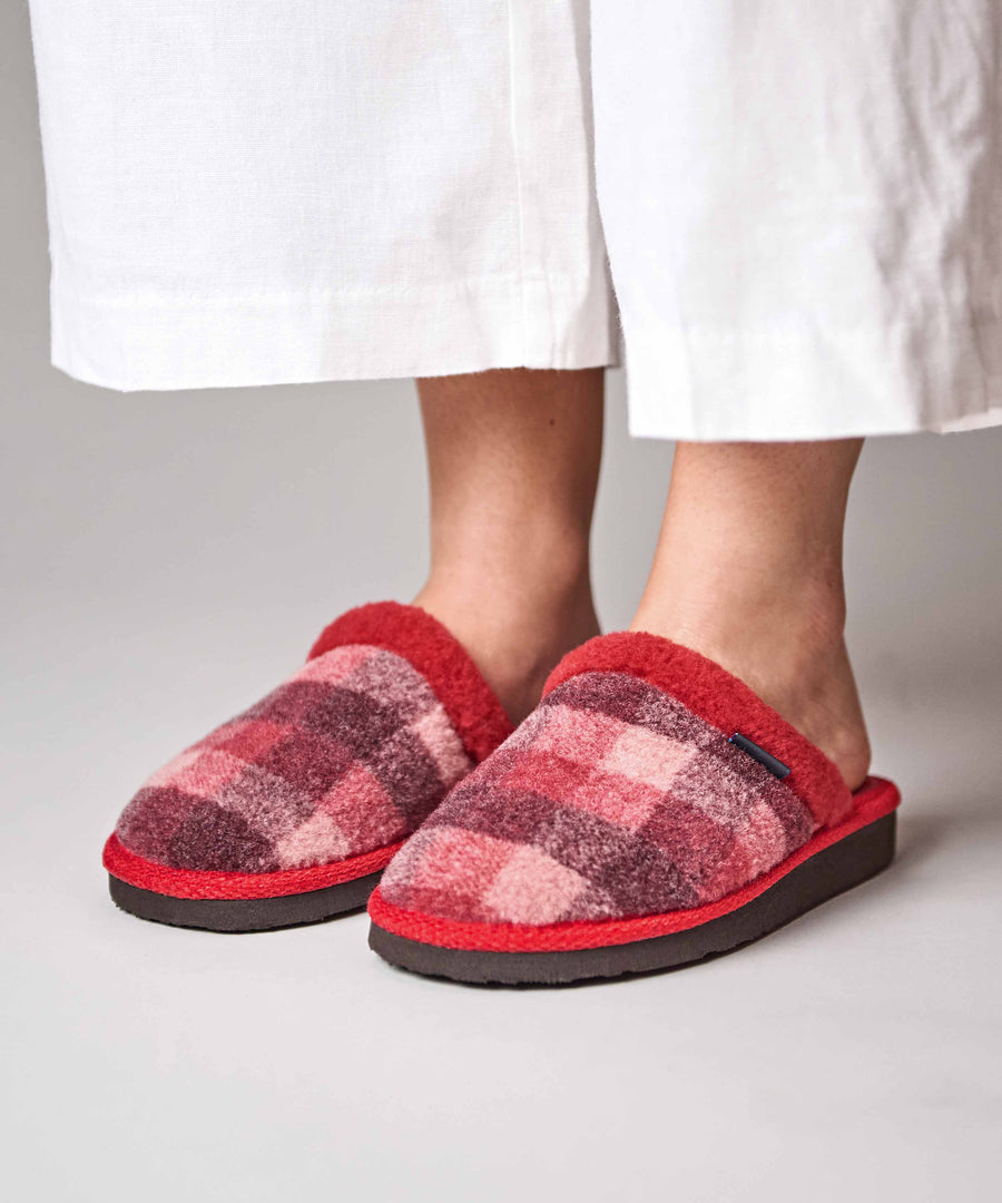RENFREW RED PLAID