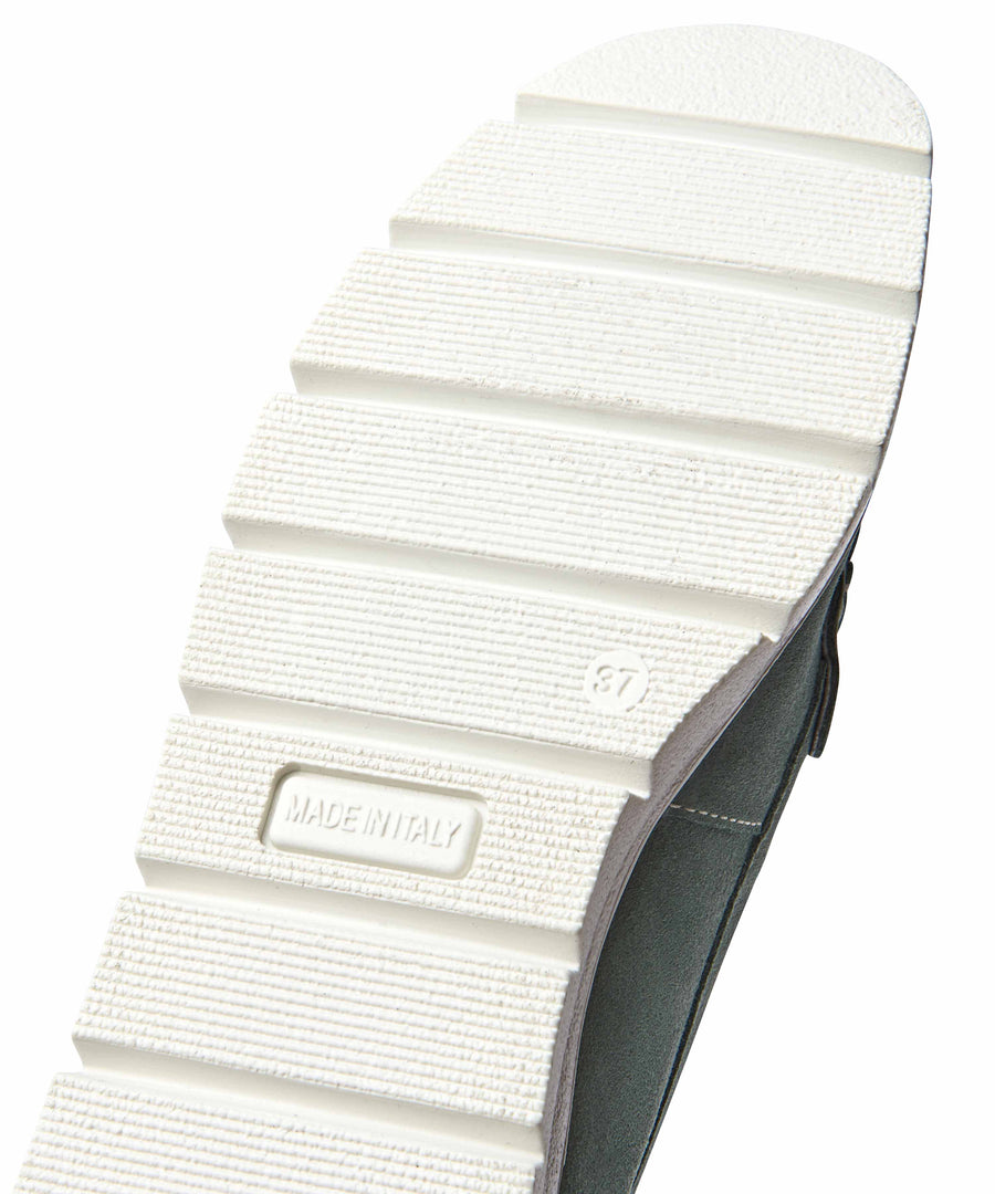 SHEARWATER SEA MIST SUEDE