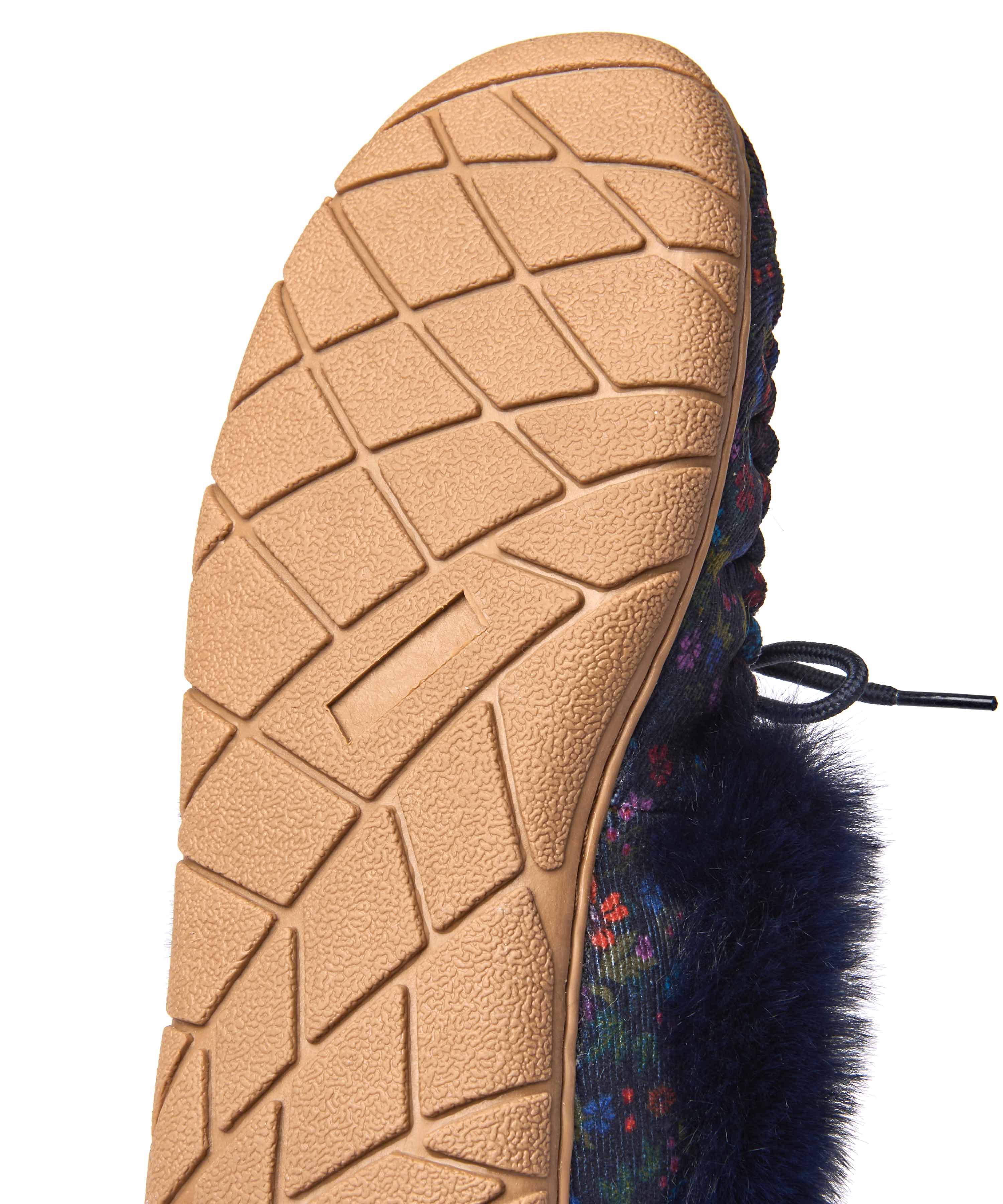 ZELLA INDIGO FLORAL | Blue fluffy moccasin slipper | Moshulu – moshulu