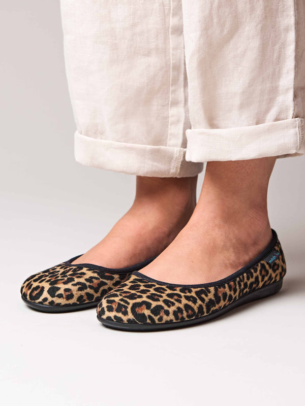 Animal print ballerina slippers - LEONA LEOPARD
