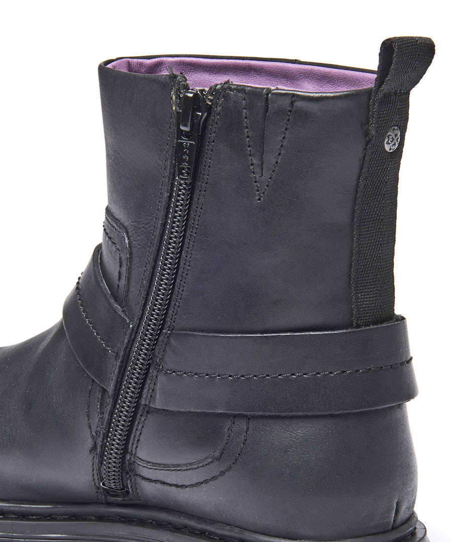CAPE BLACK WAXY
