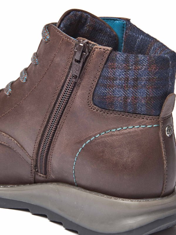 Brown lace up dual-fit ankle boot - LYDD CHOCOLATE WAXY