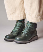 LYDD PINE GREEN WAXY