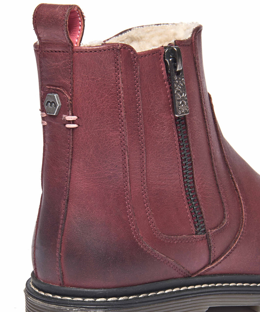 HATTER 2 ZINFANDEL RED WAXY