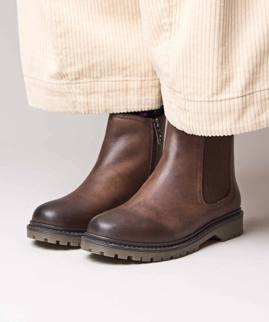 SKERRY 2 BROWN WAXY