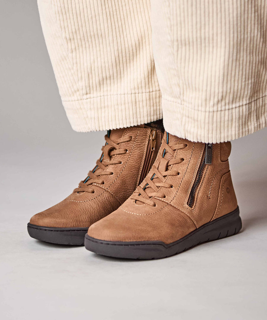 SONJA 2 TAN NUBUCK
