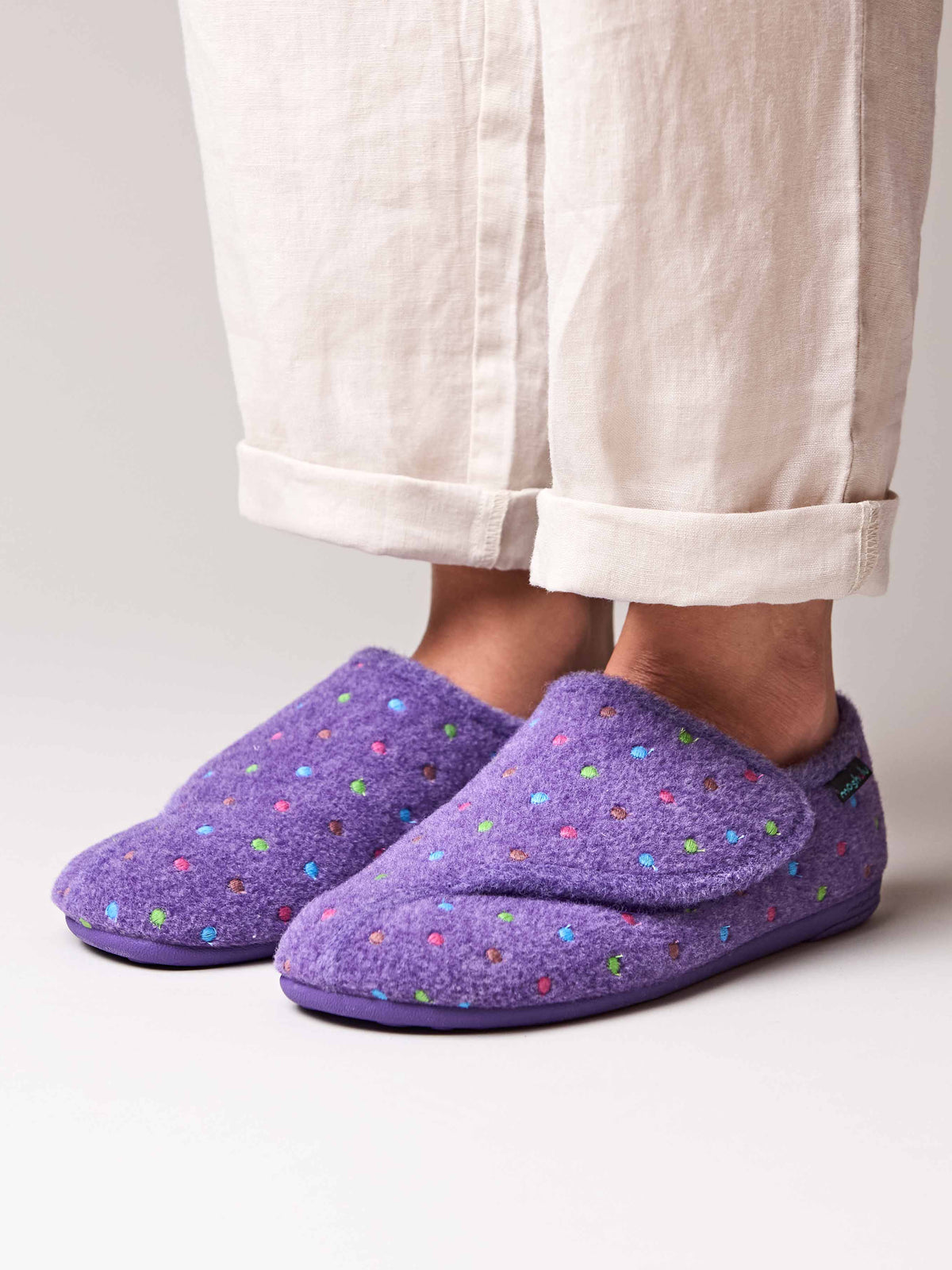 Purple adjustable touch fastening slipper - WATKIN VIOLET
