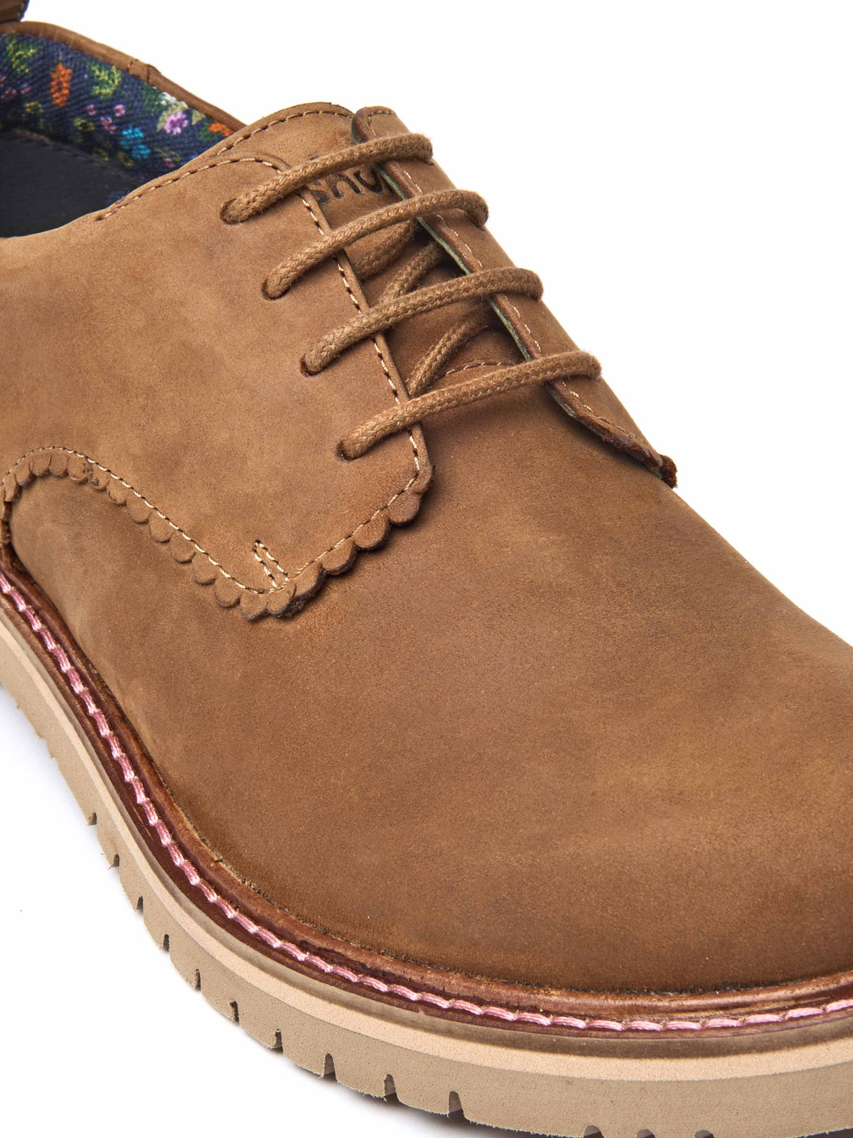 RAFFLESIA TAN WAXY LEATHER