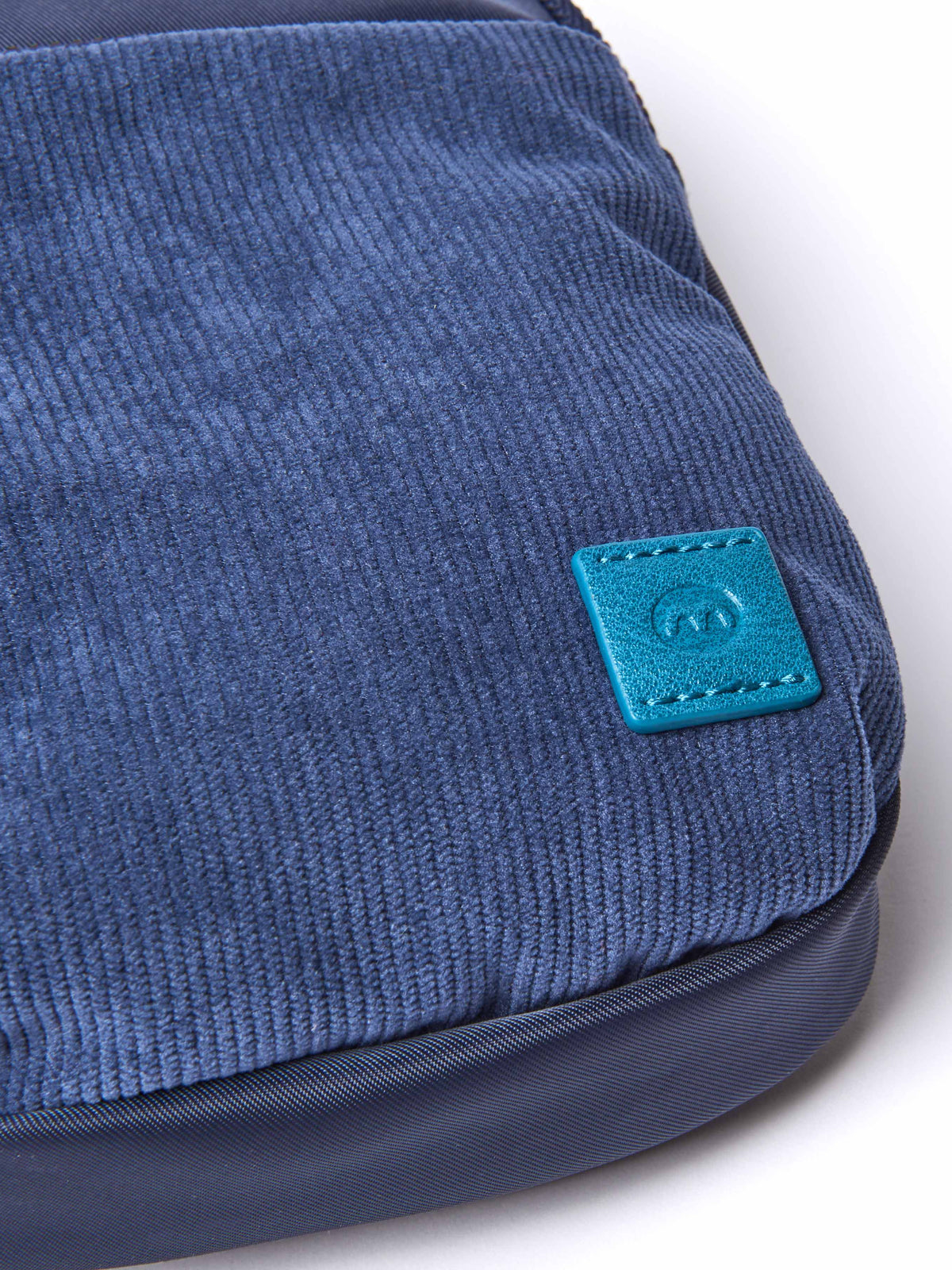 Blue ladies' woven cross-body bag - CATBELLS INDIGO/HARBOUR BLUE