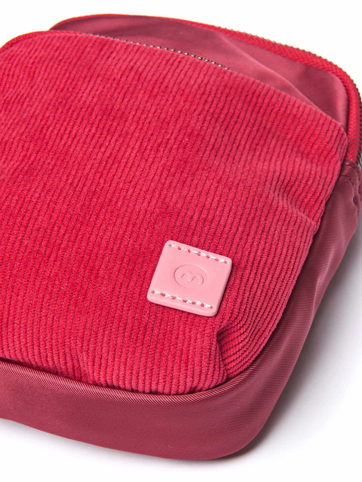 Red ladies' woven cross-body bag - CATBELLS ZINFANDEL/RED
