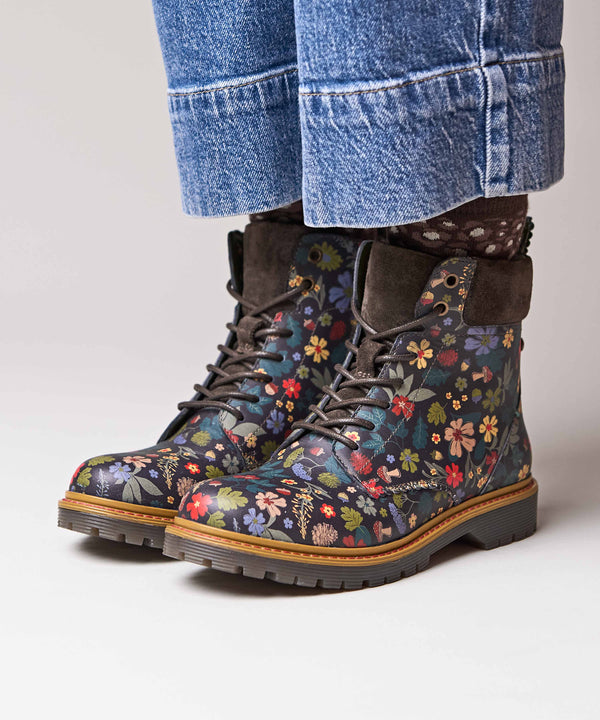 BEATTOCK BROWN ACORN BLOOM LEATHER