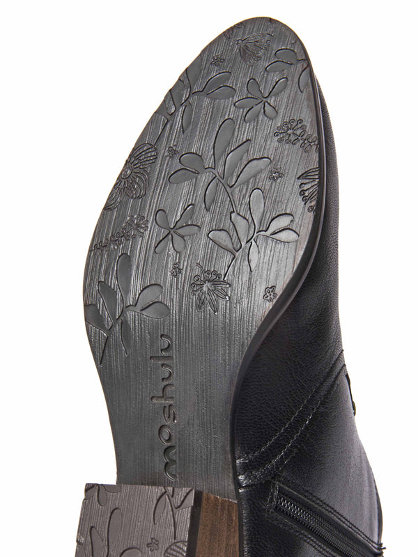 Black western-style heeled ankle boot - YARDANG BLACK LEATHER