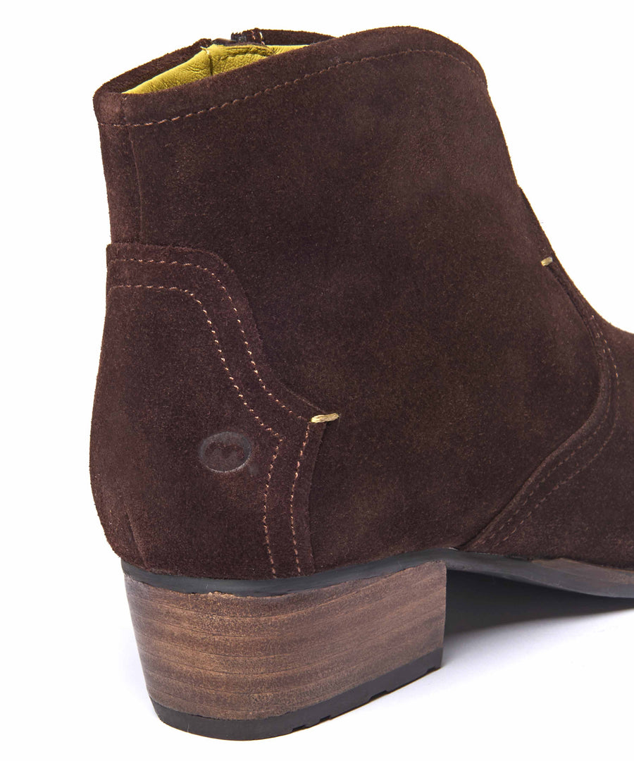 YARDANG BROWN SUEDE
