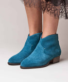 YARDANG LAGOON SUEDE