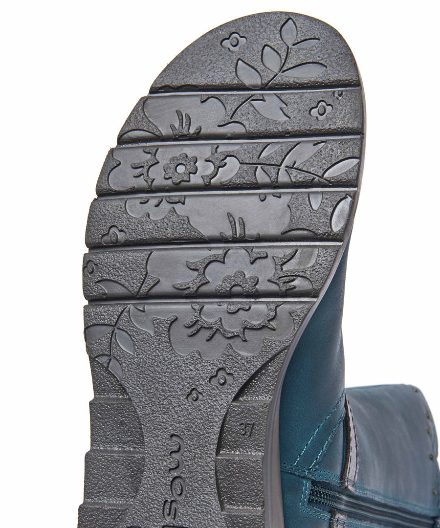 NIGHTJAR STUD LAGOON/INDIGO LEATHER