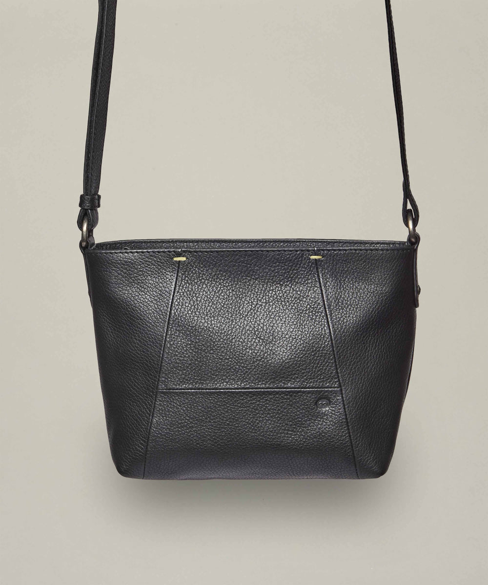 COTLEY 2 BLACK LEATHER