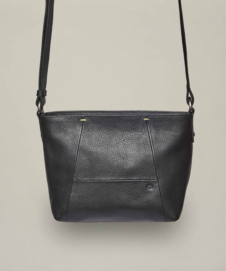 COTLEY 2 BLACK LEATHER
