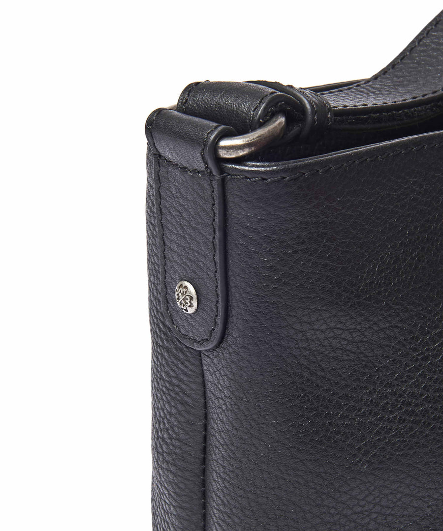 COTLEY 2 BLACK LEATHER