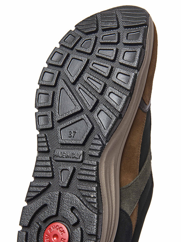 Black water-resistant trainers - EVELLE BLACK SUEDE/NUBUCK