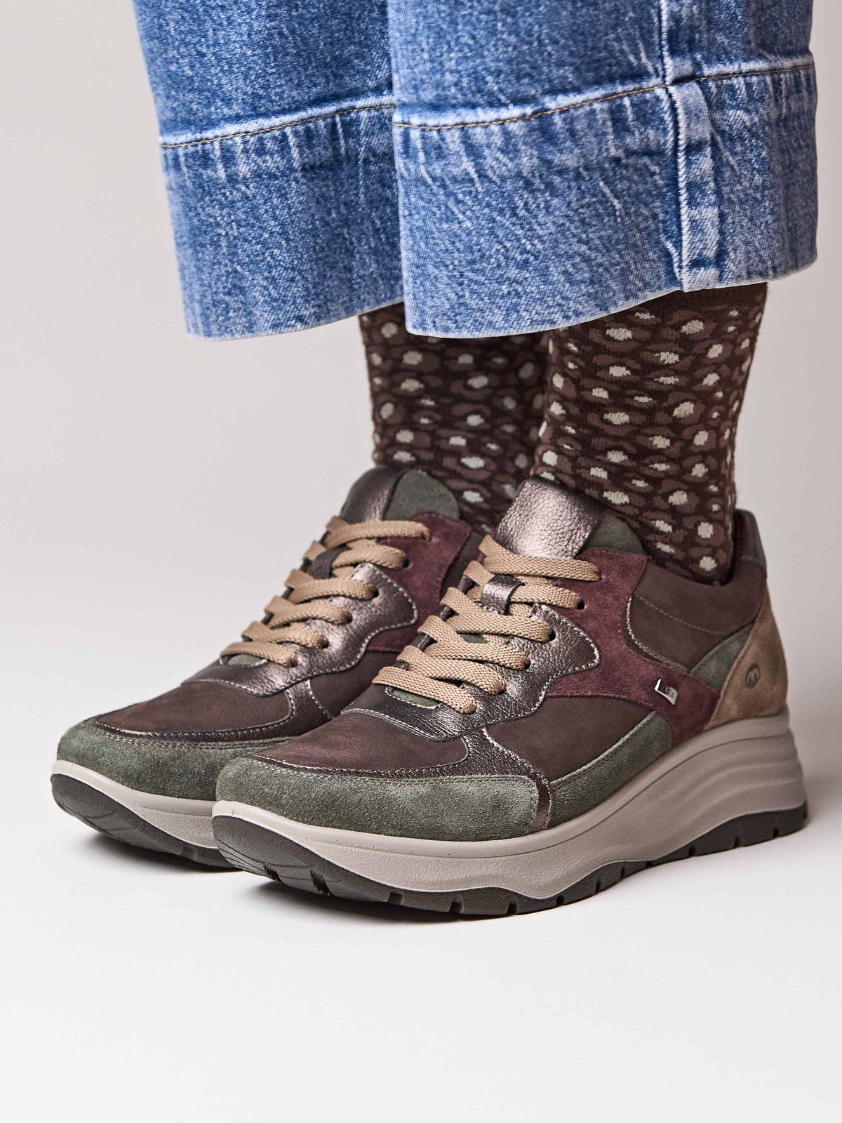 Brown water-resistant trainers - EVELLE BROWN SUEDE/NUBUCK