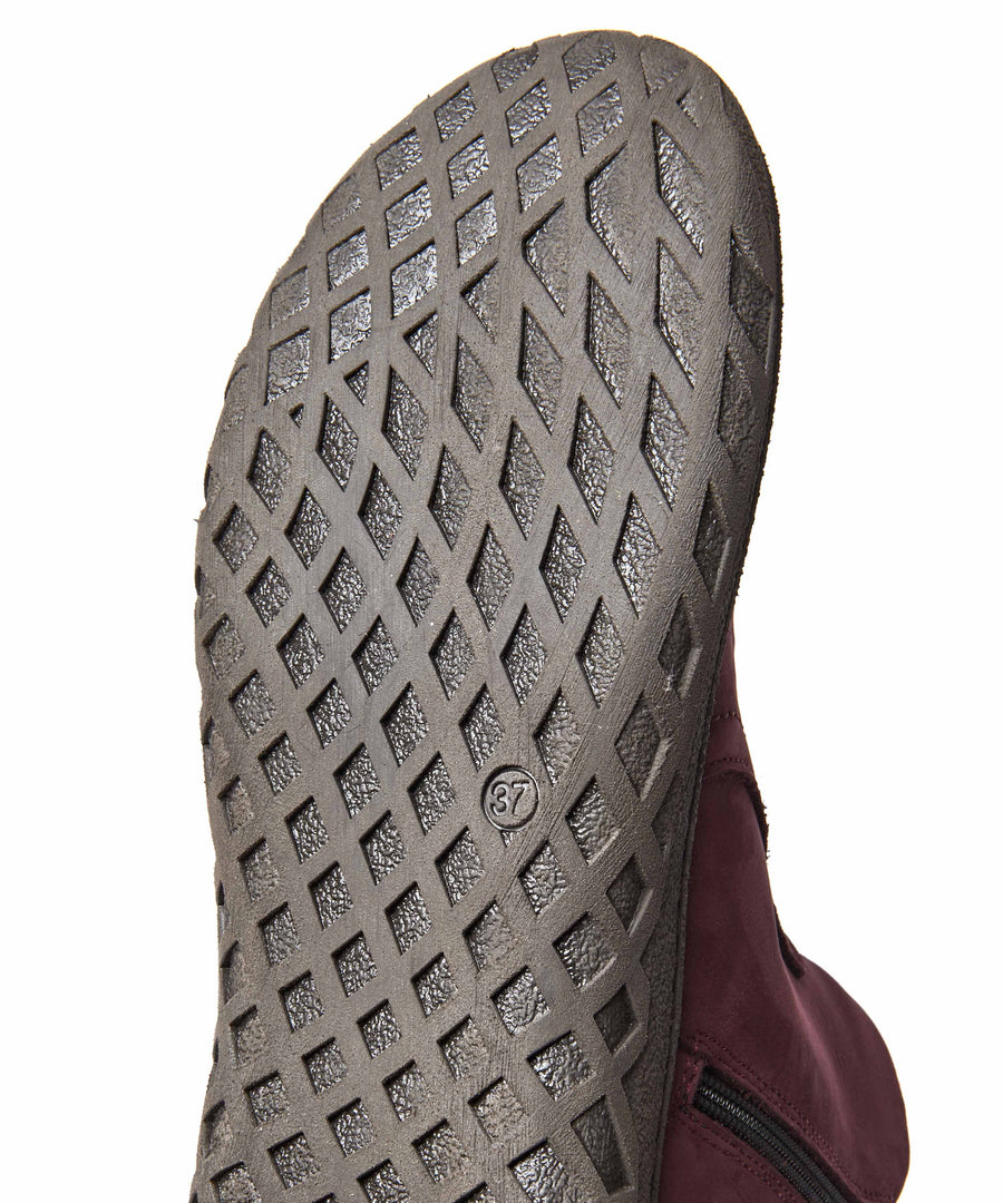 COHEN ZINFANDEL RED NUBUCK