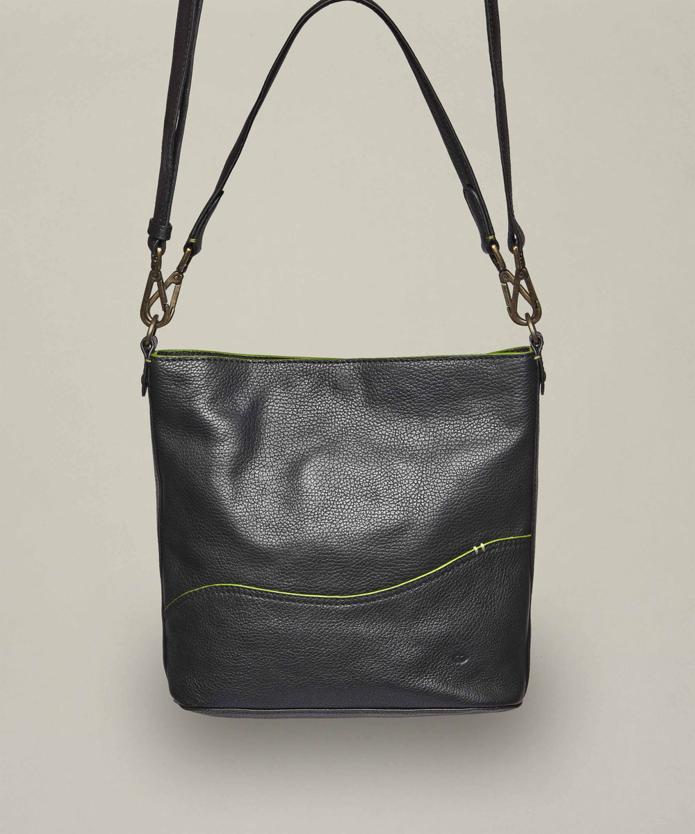 BELOWDA 2 BLACK LEATHER
