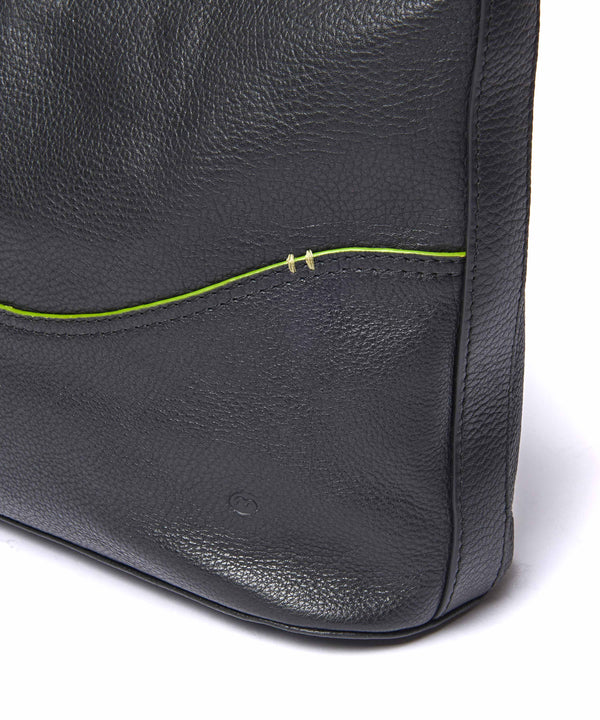 BELOWDA 2 BLACK LEATHER