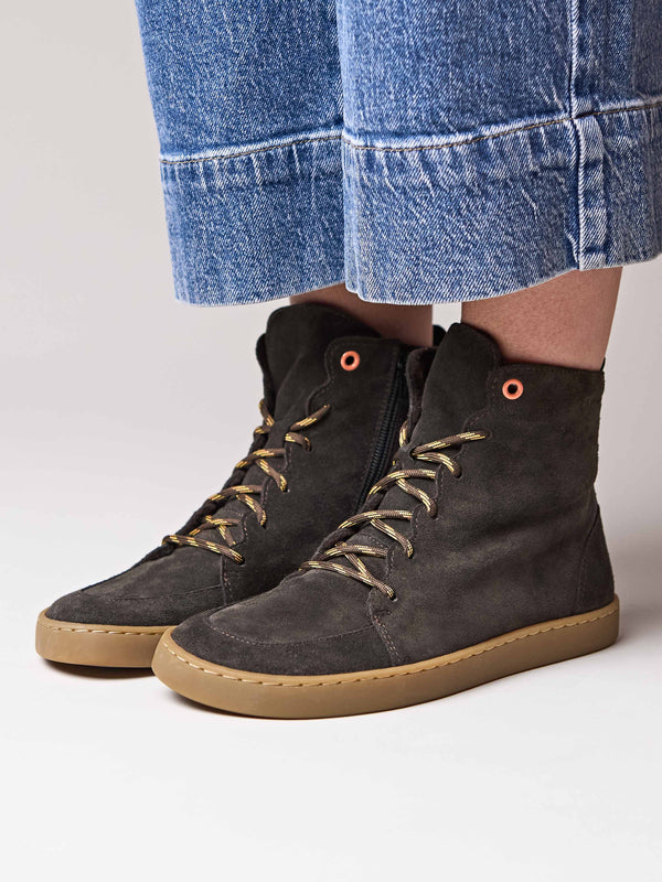 Brown flexible warmlined barefoot boots - COOMB BROWN SUEDE