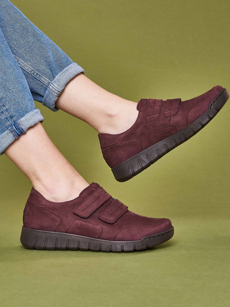 Red casual flat trainer shoes - BALHAE BURGUNDY