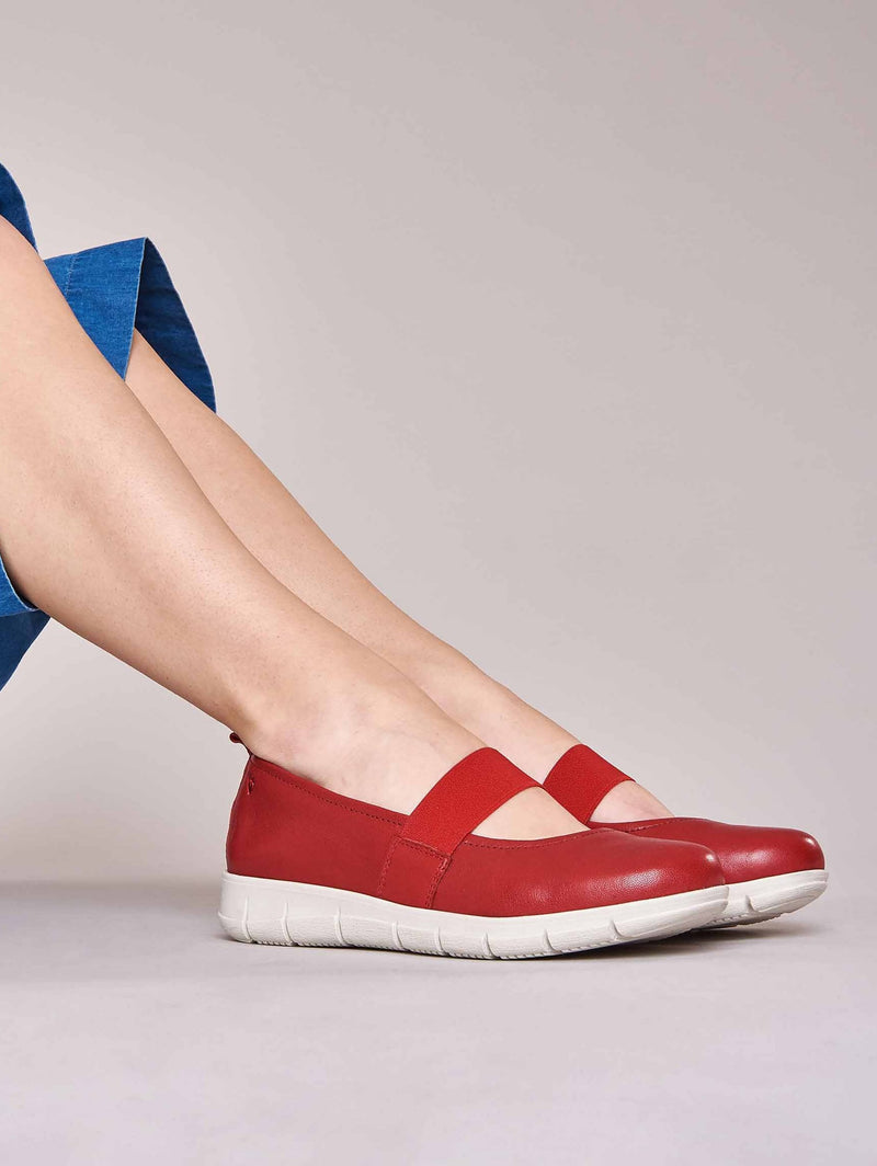 Red leather elasticated bar shoes - ODDI RED