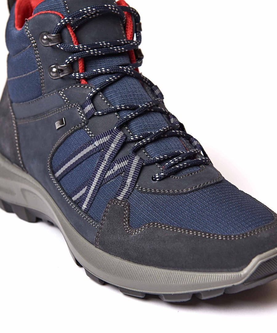 TRESTLES NAVY