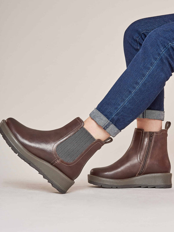 Brown leather ankle boots - KOS CHOCOLATE