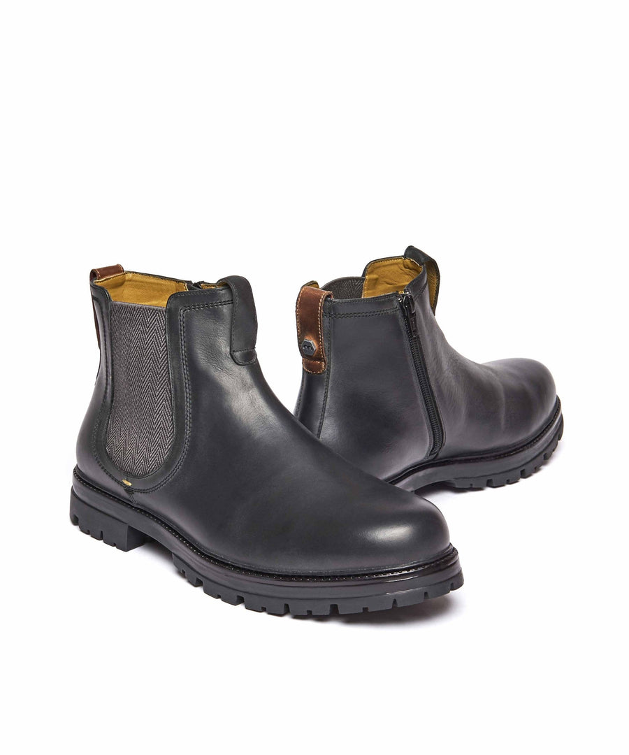 MAXWELL BLACK