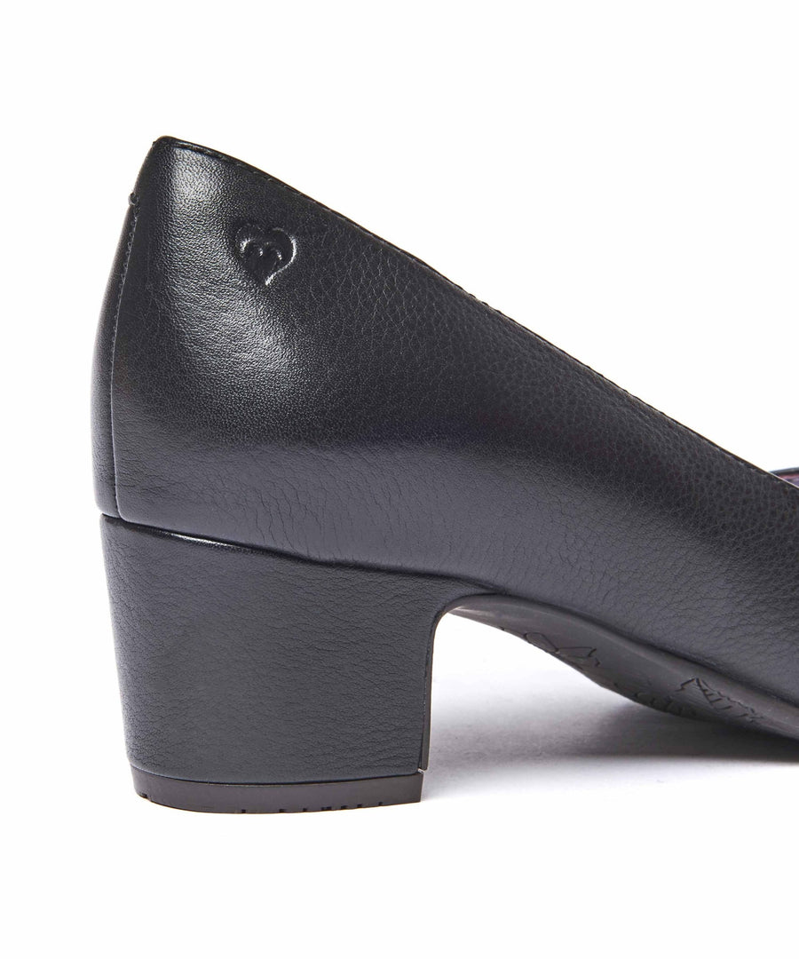 KEEL BLACK