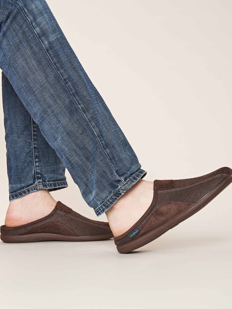 Brown men's slip-on slippers - JAKARTA 2 BROWN