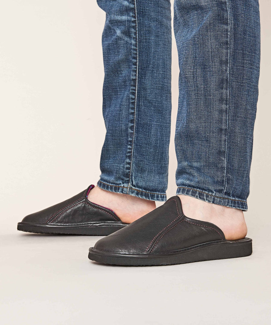 DOUGLAS 4 BLACK